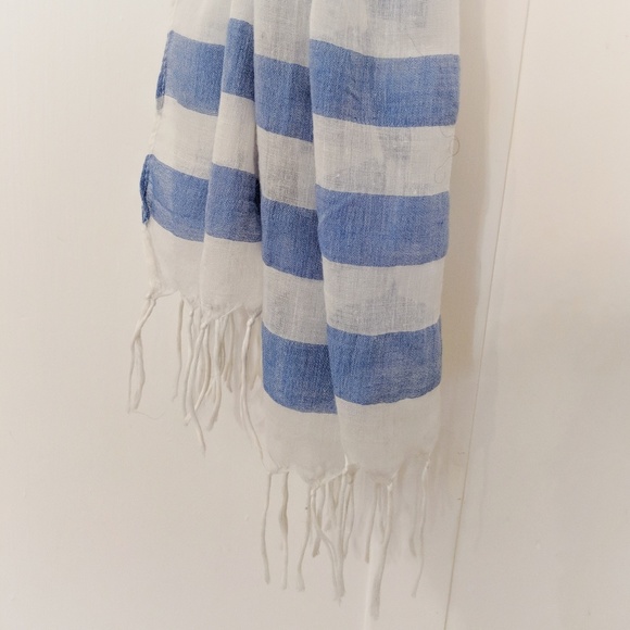 H&M EUC Blue & White Striped Lightweight Scarf - Picture 2 of 4